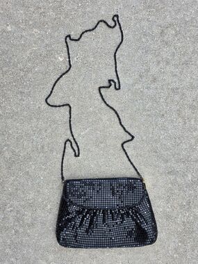 Vintage 70s 80s Black Metal Mesh Evening Purse